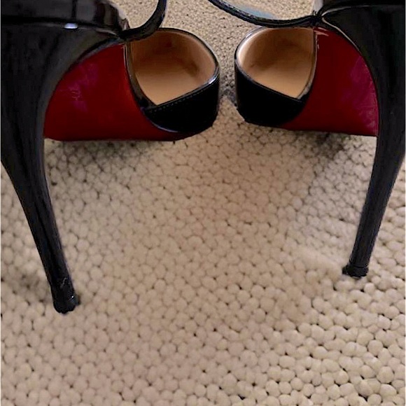 CHRISTIAN LOUBOUTIN JENLOVE ANKLE STRAP POINTED TOE PUMPS BLACK PATENT - Picture 6 of 11